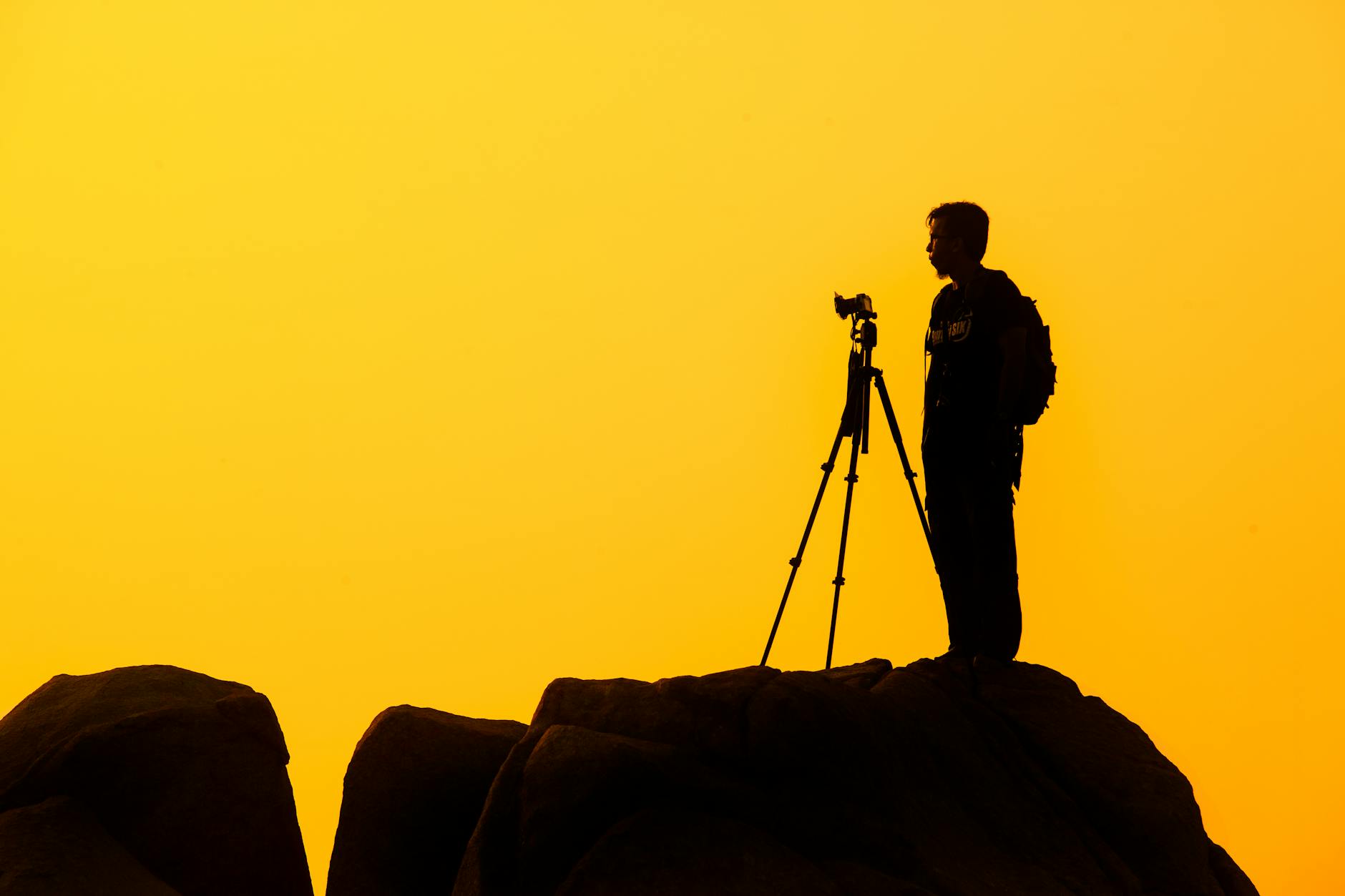 5 Must-Read Photography Books for Beginners: Master Photography Essentials and Start Shooting Like a Pro